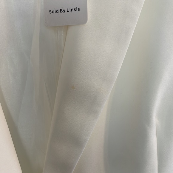 ๐ white blazer - Picture 4 of 5